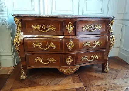 Cabinet-d’époque-Louis-XV