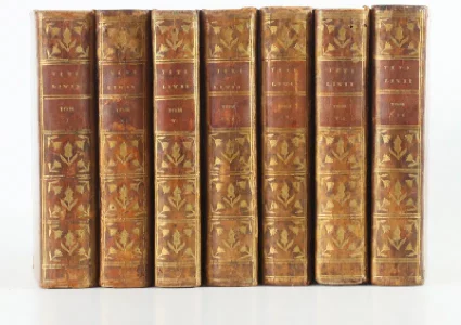 Livres-anciens-d’époque-XVIIIe